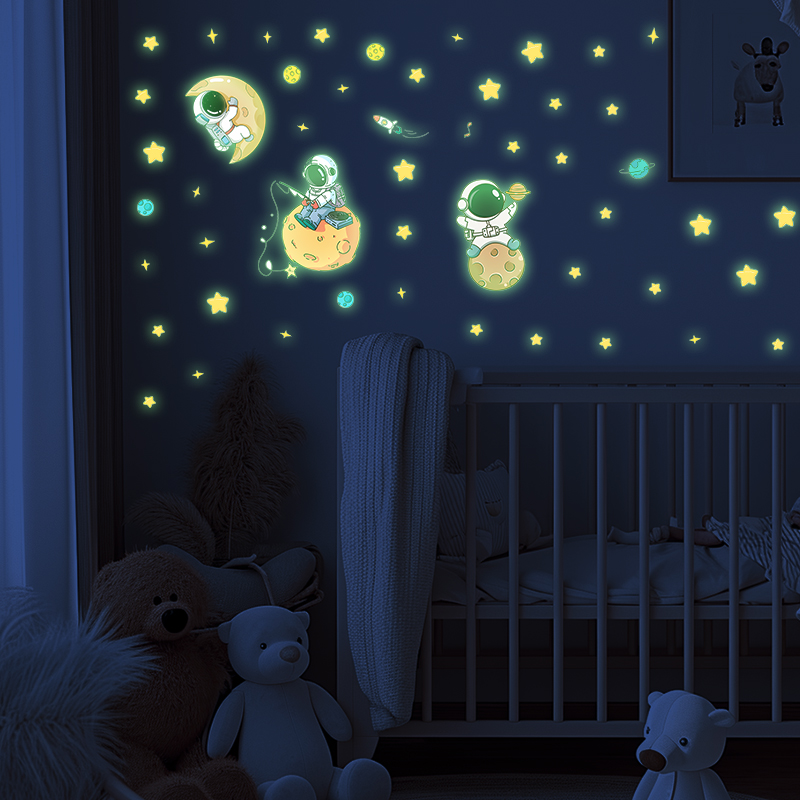 Glow In Dark Stars - Stiker dinding bercahaya bertema bulan astronot