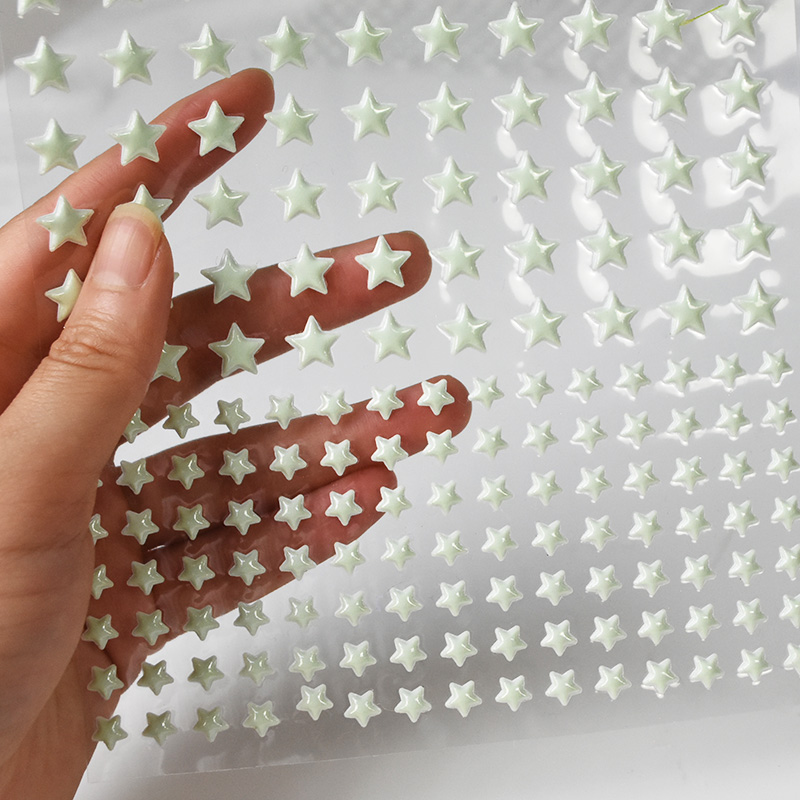 Glow In Dark Stars - 211 Buah Dekorasi Stiker Dinding Titik